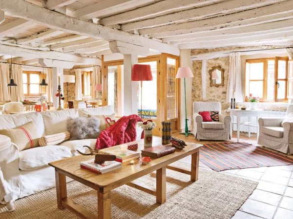 Rustic cottage interior design inspiration