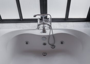 Wash Basin Caulking mistakes to avoid