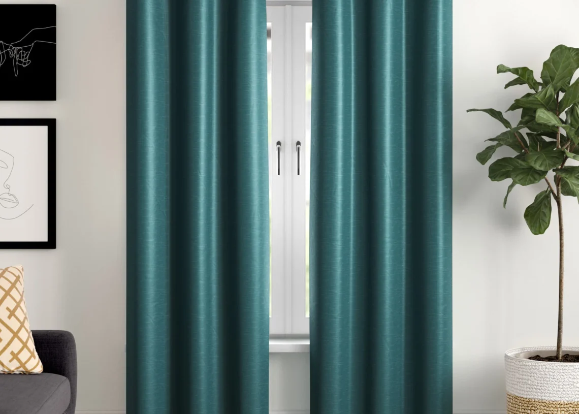 Synthetic types of curtains