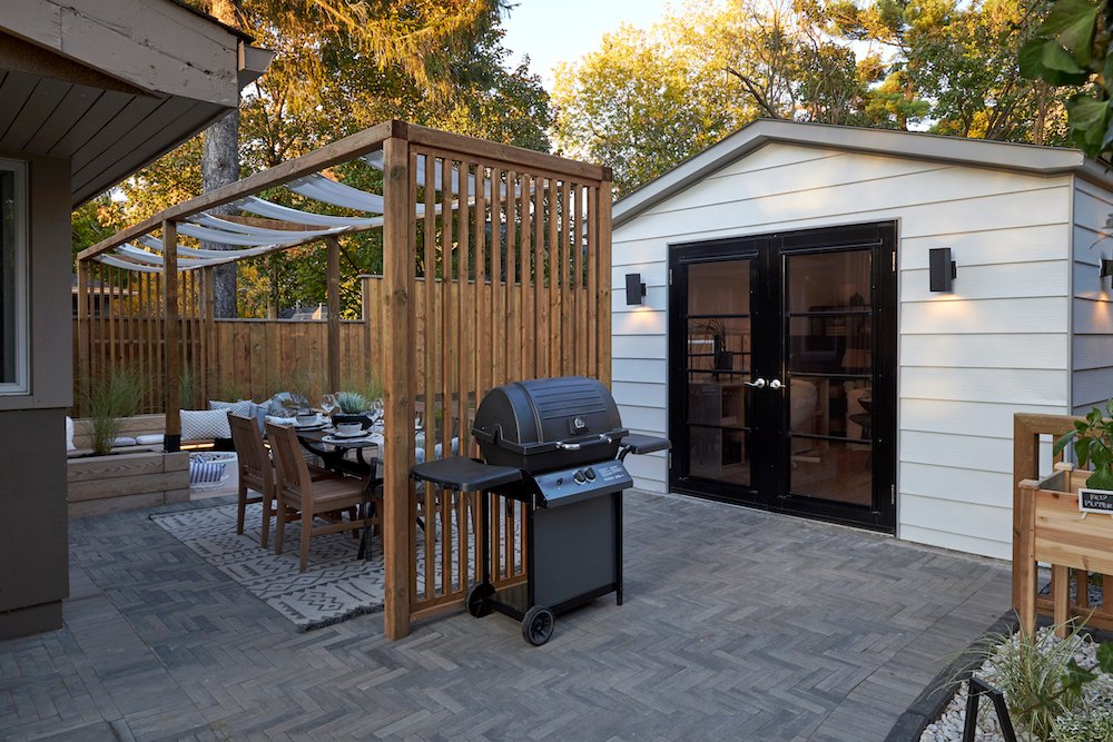 dining space in patio