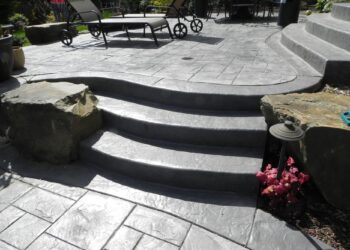 A patio with stamp concrete