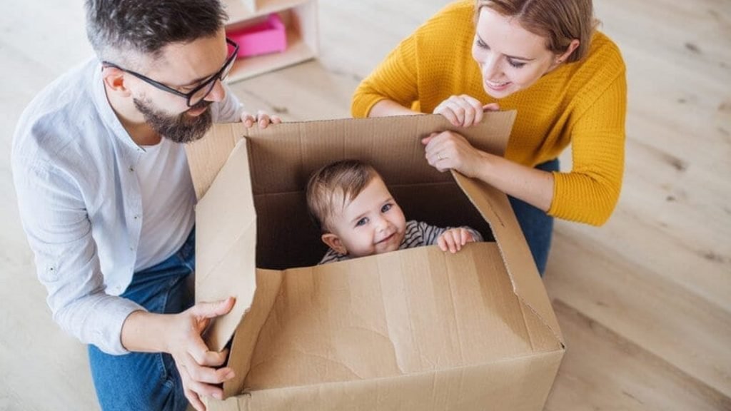 Parents preparing a relocation with infant
